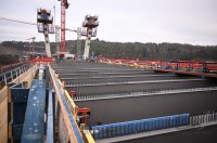 Neckartalbruecke der Bundesstrasse 32 ueber das Neckartal bei Horb