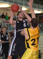 Basketball 1. Bundesliga 2013/2014: Nils Mittmann (Tigers)