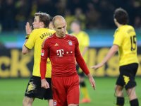 Fussball 1. Bundesliga  Saison 11/12:  ENTTAEUSCHUNG Arjen Robben (FC Bayern Muenchen)