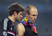 Fussball CHL  Saison 2011/2012: Thomas Mueller (li,) mit Arjen Robben (FC Bayern Muenchen)
