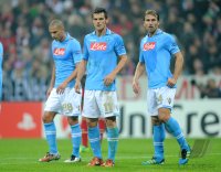 Fussball CHL  Saison 2011/2012:  Goekhan Inler , Christian Maggio , Hugo Campagnaro (v. li., SSC Neapel)