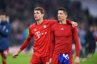 Fussball 1. Bundesliga Saison 19/20: FC Bayern Muenchen -  FC Schalke 04