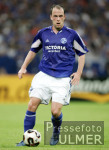 Fussball 1. Bundesliga: Schalke, ERNST Einzelaktion am BallLeon