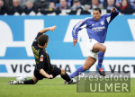 Fussball 1. Bundesliga: Schalke - Bremen, Zweikampf