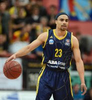 Basketball 1. Bundesliga 2011/2012:  Walter Tigers Tuebingen - Alba Berlin