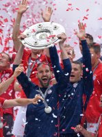 Fussball 1. Bundesliga Saison 15/16: Der FC Bayern feiert seine 26. Deutsche Meisterschaft