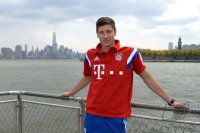 FUSSBALL 1. Bundesliga 14/15: Robert Lewandowski (FC Bayern Muenchen)