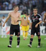 Fussball CHL  Saison 2011/2012: Bastian Schweinsteiger (FC Bayern Muenchen) und Philipp Lahm (FC Bayern Muenchen)