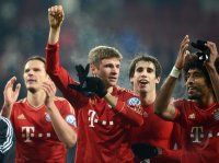FUSSBALL DFB POKAL  Saison 2012/2013:  Jubel nach dem Sieg, Thomas Mueller, Javi , Javier Martinez und Dante (v.li. FC Bayern Muenchen)
