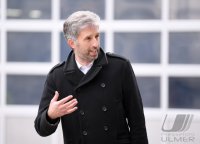 Oberbuergermeister Palmer hat die groesste Photovoltaikanlage Tuebingens offiziell in Betrieb genommen