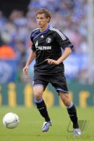 Fussball DFB - Pokal  1. Runde: TSV Germania Windeck - FC Schalke 04