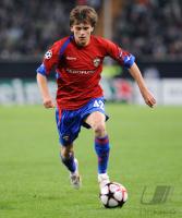 FUSSBALL CHAMPIONS LEAGUE:  ZSKA Moskau, SCHENNIKOV Einzelaktion