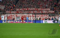 Fussball 1. Bundesliga Saison 15/16: FC Bayern Muenchen -  SV Werder Bemen