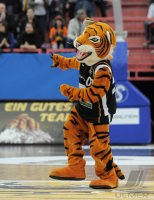 Basketball 1. Bundesliga 2011/2012:  Walter Tigers Tuebingen - Fraport Skyliners Frankfurt