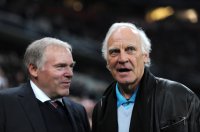 Fussball DFB Pokal 10/11 : Co Trainer Hermann Gerland mit Franz Bulle Roth (v. li., FC Bayern Muenchen)