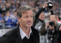 Fussball 1. Bundesliga  Saison 2010/2011:  Trainer Jens Keller (VfB Stuttgart)