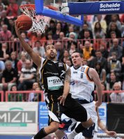 1. Basketball Bundesliga  01/11  Walter Tigers Tuebingen  - Eisbaeren Bremerhaven