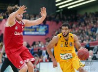 Basketball 1. Bundesliga 15/16 Hauptrunde: Walter Tigers Tuebingen - Telekom Baskets Bonn