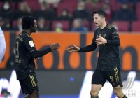 Fussball 1. Bundesliga Saison 21/22: FC Augsburg - FC Bayern Muenchen