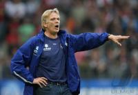 Fussball 2. Bundesliga SC Freiburg   Trainer Volker Finke