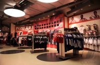 Fussball 1. Bundesliga : FCB Megastore in der Allianz Arena