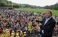 FUSBALL  Meistertrainer Klopp  (BVB Dortmund)  beim Empfang im Heimatort  Glatten