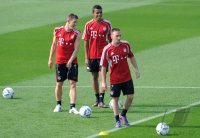 Fussball 1. Bundesliga 11/12: FC Bayern Muenchen Training in Doha