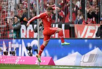 Fussball  1. Bundesliga  13/14: JUBEL Xherdan Shaqiri (FC Bayern Muenchen)