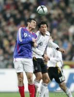 Fussball Nationalmannschaft: Frankreich - Deutschland, Zweikampf