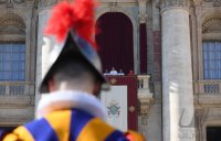 Rom; Papst Franziskus I. spricht den Urbi Et Orbi Segen