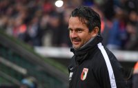 Fussball DFB Pokal 2. Runde 16/17: FC Bayern Muenchen - FC Augsburg