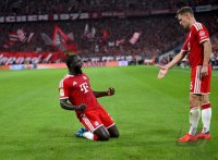 Fussball  1. Bundesliga 26/27 FC Bayern Muenchen - VfB Stuttgart