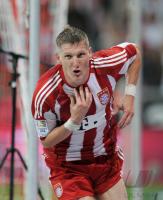 Fussball 1. Bundesliga Saison 2010/2011 JUBEL SCHWEINSTEIGER (FC Bayern Muenchen)
