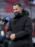 Fussball 1. Bundesliga Saison 21/22: FC Bayern Muenchen - Borussia Moenchengladbach