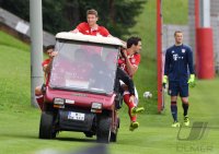 Fussball 1. Bundesliga 2016/2017: Fototermin beim FC Bayern Muenchen