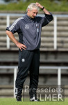Training der Nationalmannschaft, Voeller nachdenklich