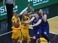 Basketball 1. Bundesliga 16/17 Hauptrunde: Walter Tigers Tuebingen -  Eisbaeren Bremerhaven