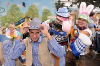 Fussball 2. Bundesliga : TSV 1860 Muenchen auf dem Oktoberfest