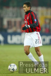 Fussball UCL Mailand, SERGHINO Einzelaktion