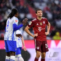 Fussball 1. Bundesliga Saison 21/22: FC Bayern Muenchen -  Hertha BSC Berlin