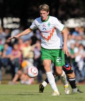 Fussball 1. Bundesliga, Saison 2010/2011, Werder: NIEMEYER Einzelaktion