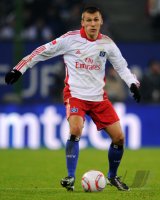 Fussball: 1. Bundesliga Saison 2010/2011: Hamburg, TESCHE Einzelaktion
