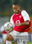 Fussball UCL - Arsenal: HENRY Einzelaktion