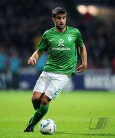 Fussball 1. Bundesliga, Saison 2011/2012: Werder Bremen: SOKRATIS am Ball