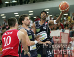 Basketball: Tuebingen - Ludwigsburg, Zweikampf