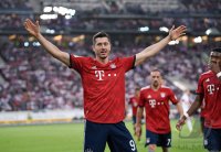 Fussball 1. Bundesliga Saison 18/19: VfB Stuttgart - FC Bayern Muenchen