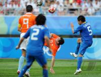 FUSSBALL  Olympia 2008   Vorrunde  Maenner   Niederlande - Japan