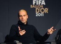 Fussball International  FIFA Ballon d Or 2011: Trainer Josep Guardiola (Barca)