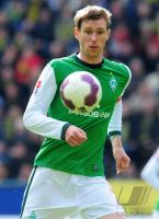 FUSSBALL, 1. BUNDESLIGA, 29. Spieltag: Bremen, MERTESACKER Einzelaktion