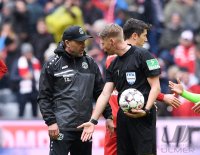 Fussball 1. Bundesliga Saison 18/19: FC Bayern Muenchen - Hannover 96